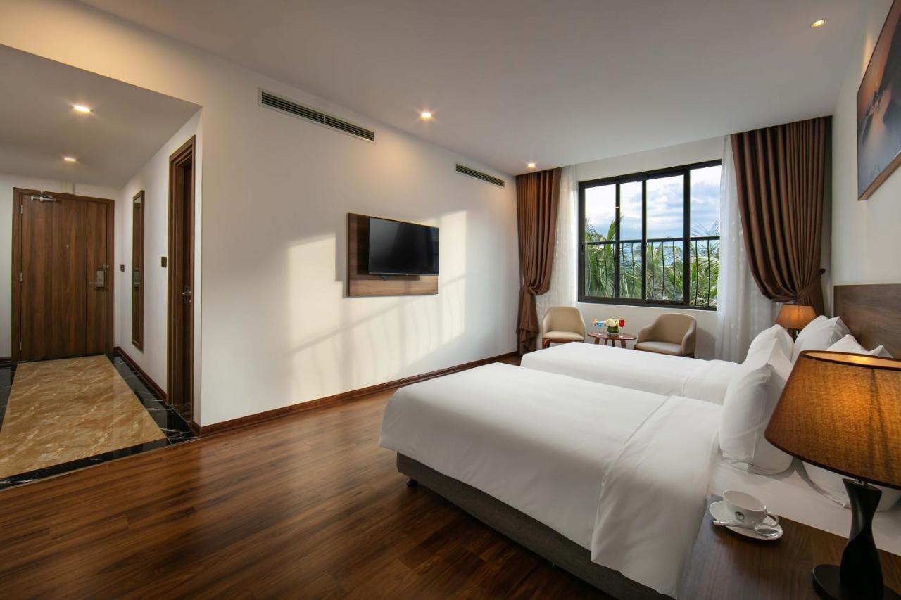 Nesta Hotel Đà Nẵng Kültér fotó