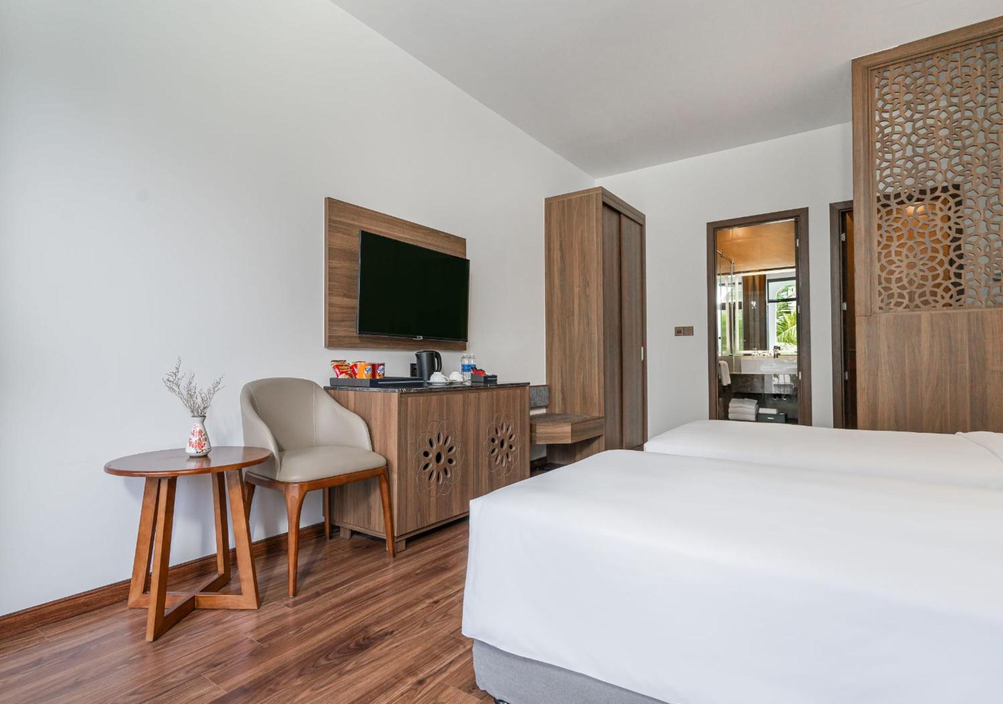 Nesta Hotel Đà Nẵng Kültér fotó